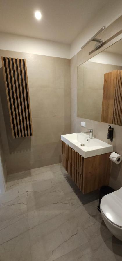 Golden Queen Apartments City Center Краков Экстерьер фото