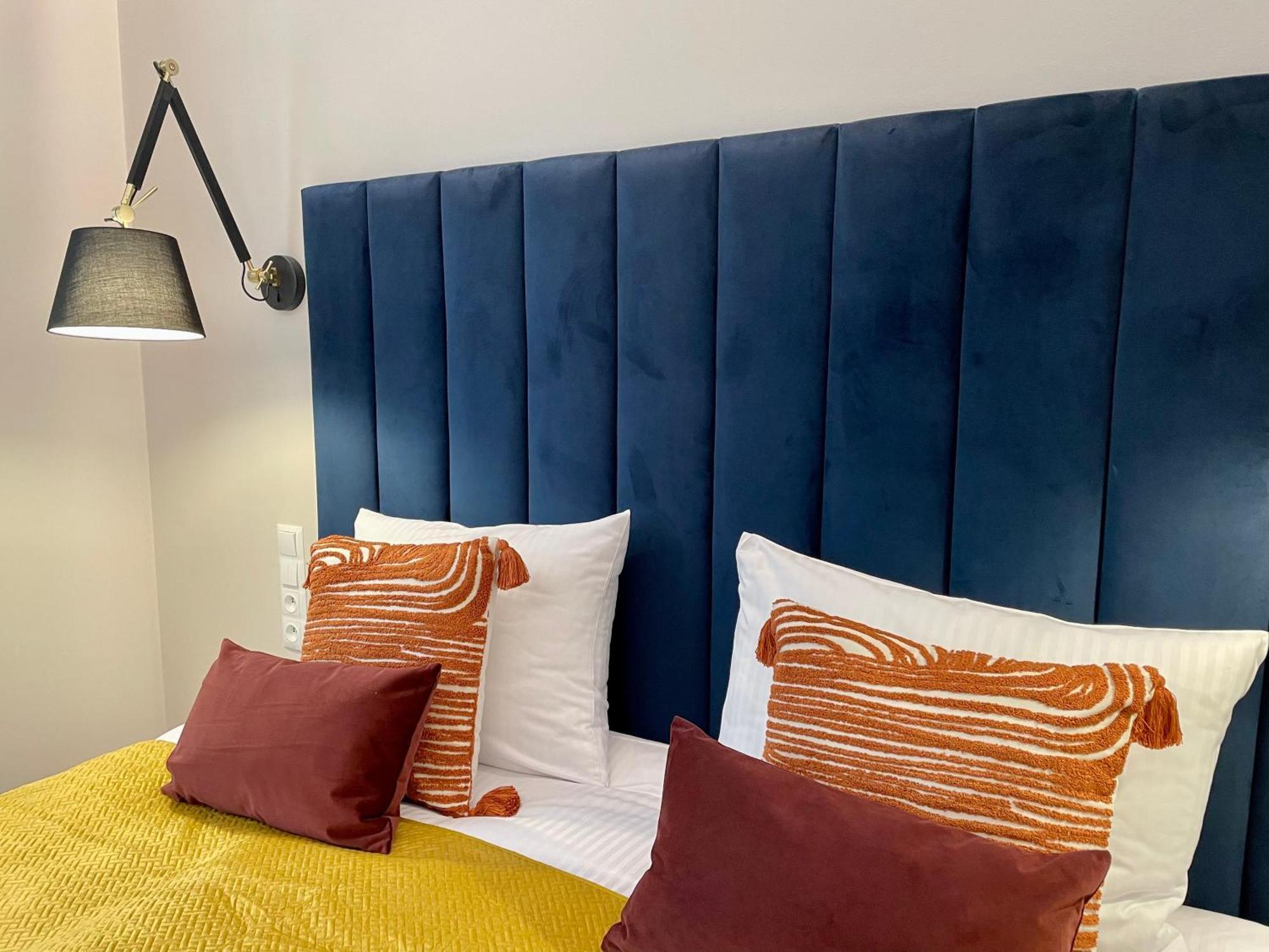 Golden Queen Apartments City Center Краков Экстерьер фото
