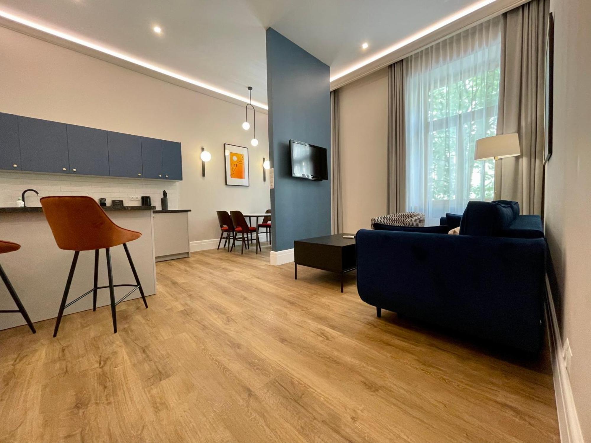 Golden Queen Apartments City Center Краков Экстерьер фото