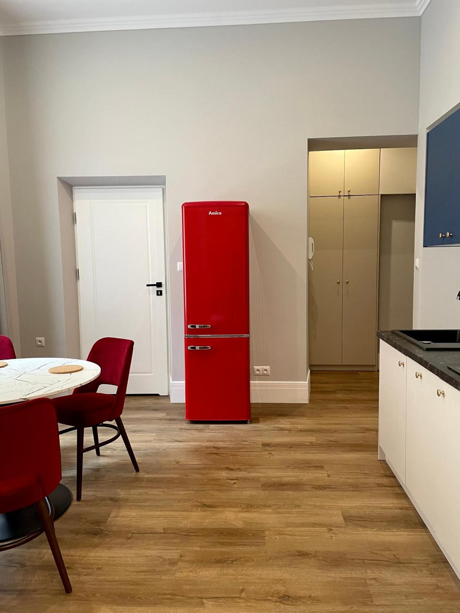 Golden Queen Apartments City Center Краков Экстерьер фото